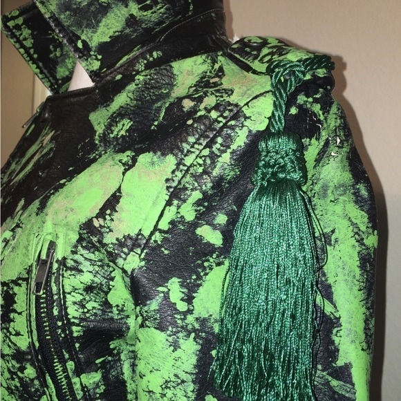 Cropped Leather Jacket Abstract Painted GREEN GAZE Hand Painted w Tassel - Picture 4 of 4